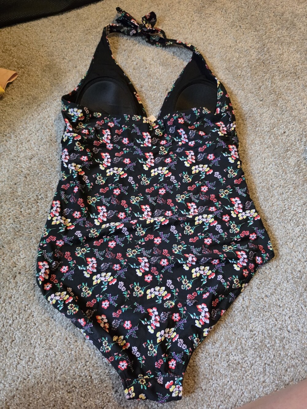 Gap One Piece Swimsuit - Picture 2 of 11
